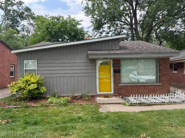 25086 Annapolis St, Dearborn Heights, MI 48125