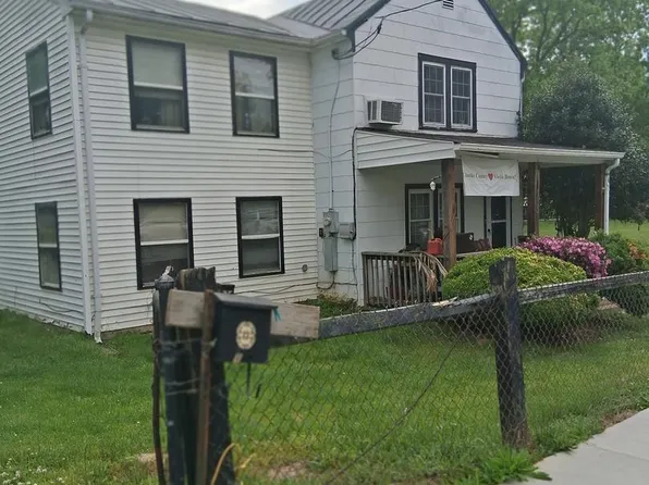 113 Josephine St, Berryville, VA 22611