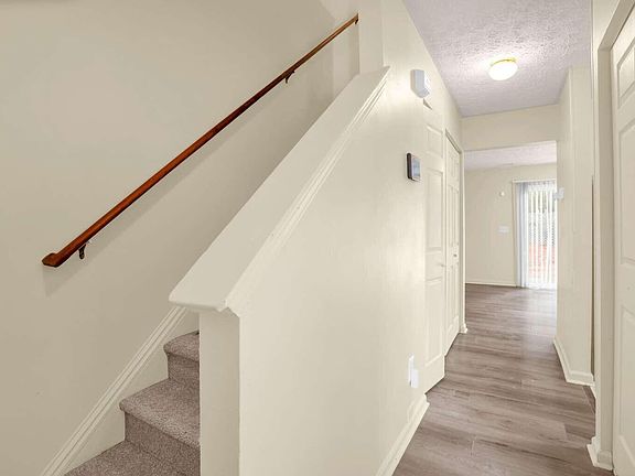 5th image of 2804 Enka Dr