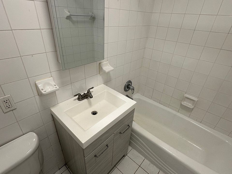 2nd image of 692 9th Ave #2A