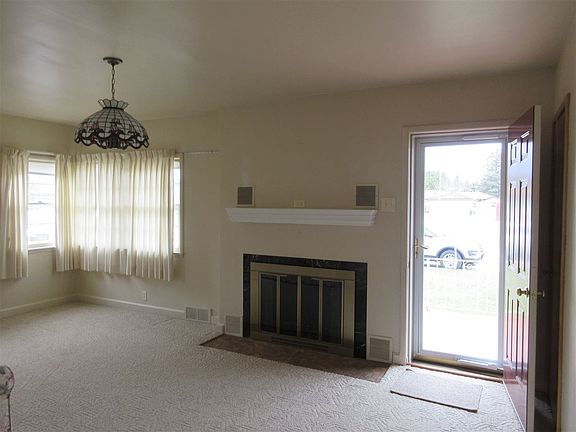 3rd image of 1316 Stockbridge Ave