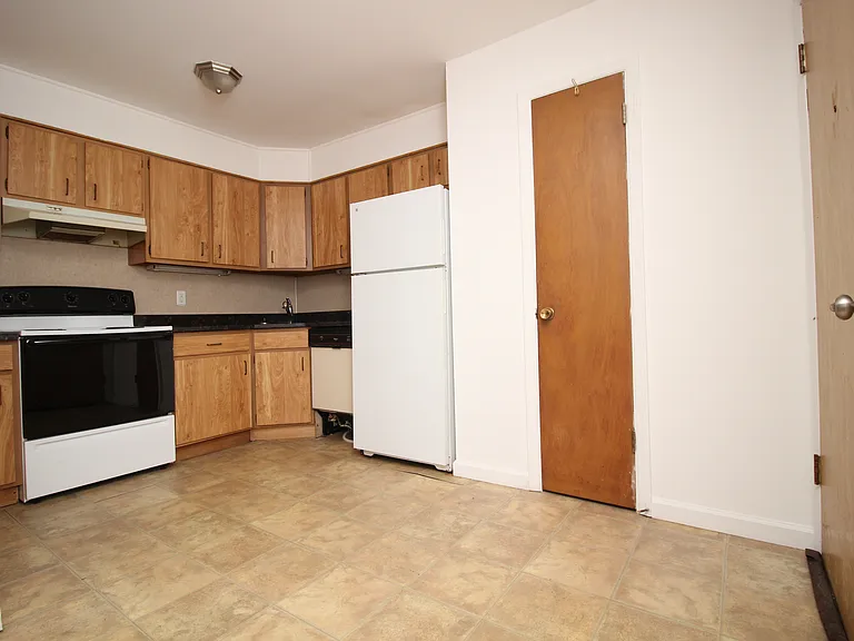 30 New Scotland Ave #6 — Photo 5