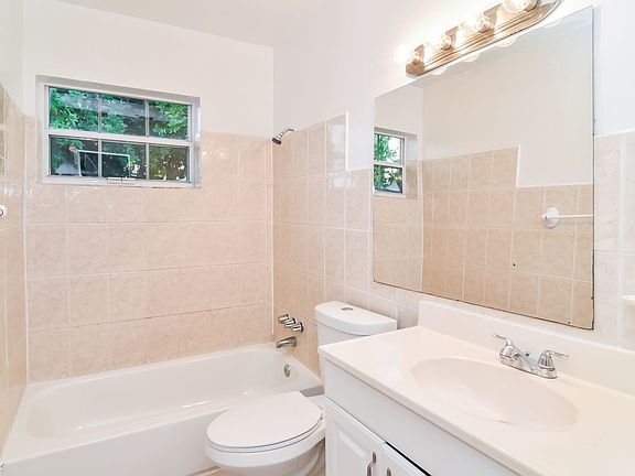 7f76e0fc-a85e-435b-ba09-5cbb390a1439-w_1500-h_1000