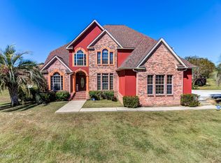 14032 N White Swan Dr, Gulfport, MS 39503