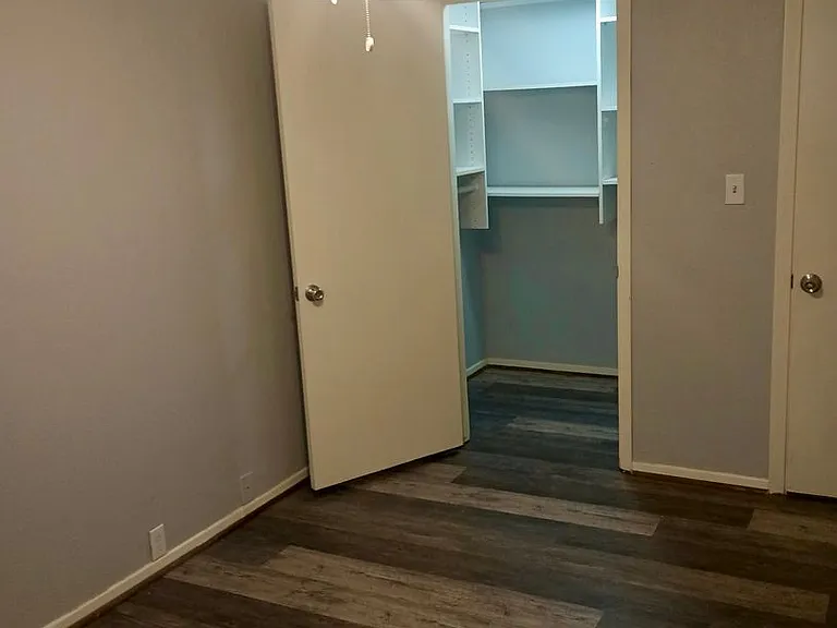 3910 McDuffie — Photo 22