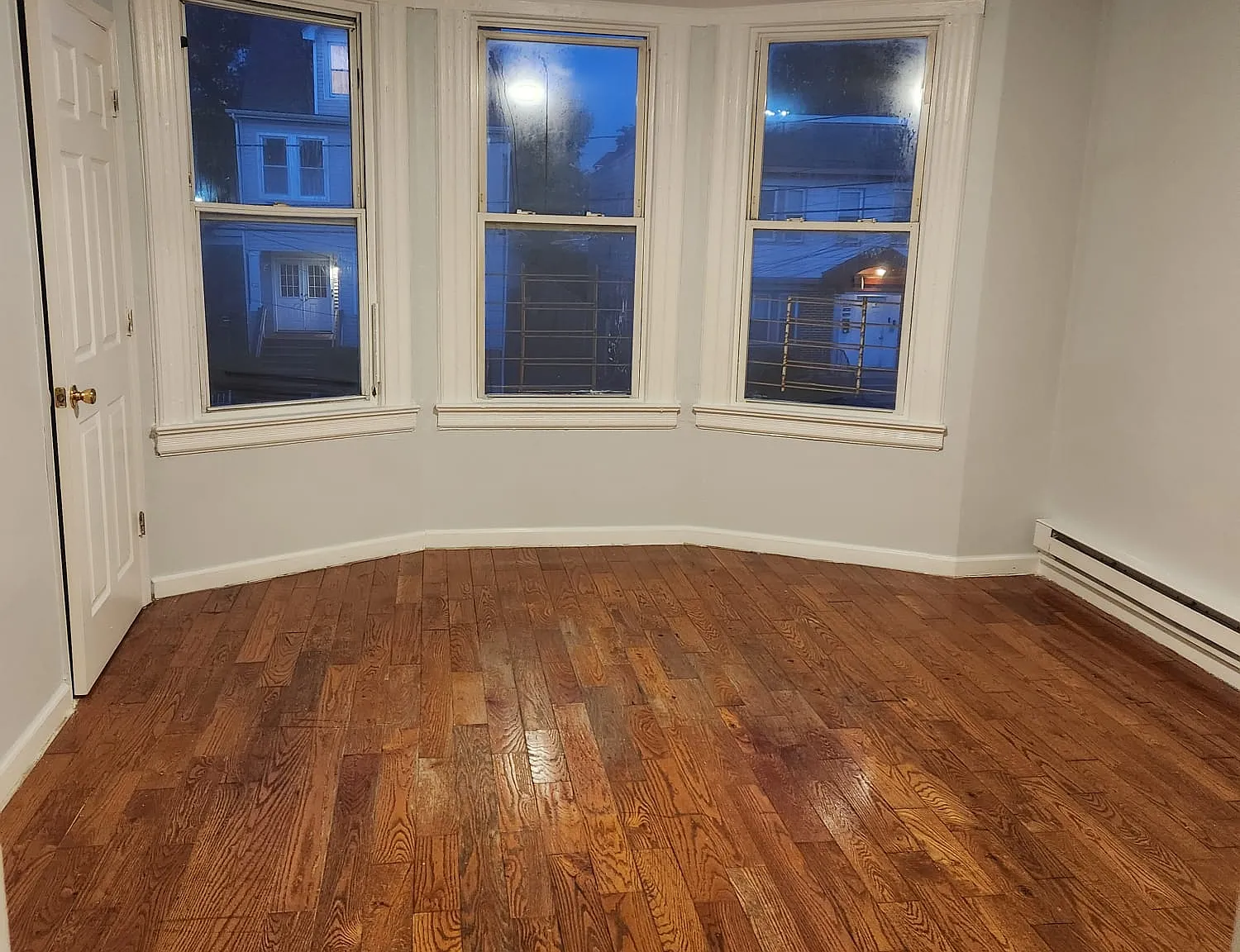 3 bed, $2,150 — Photo 2