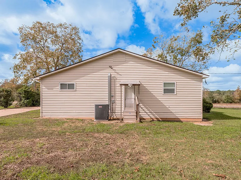 246 FM 405 — Photo 24