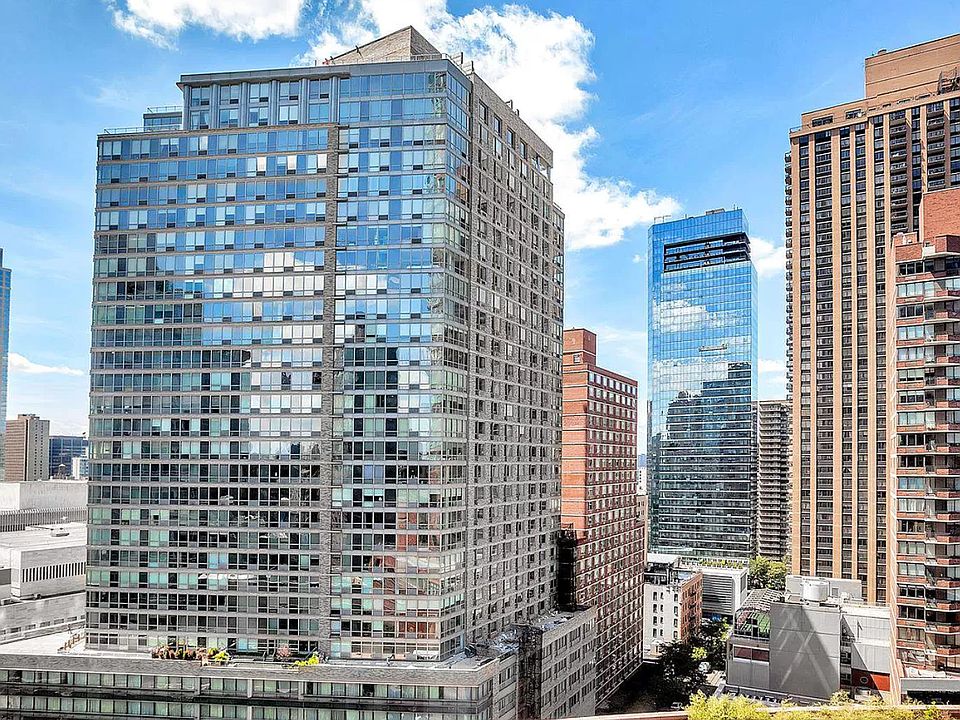 1st image of 111 W 67th St APT 20P