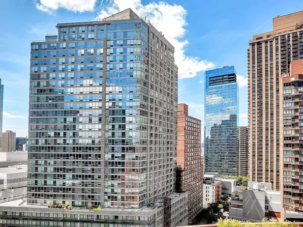 111 West 67th Street image 1 of 5