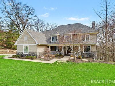 2090 Scarlet Oak Ct NE, Ada, MI, 49301