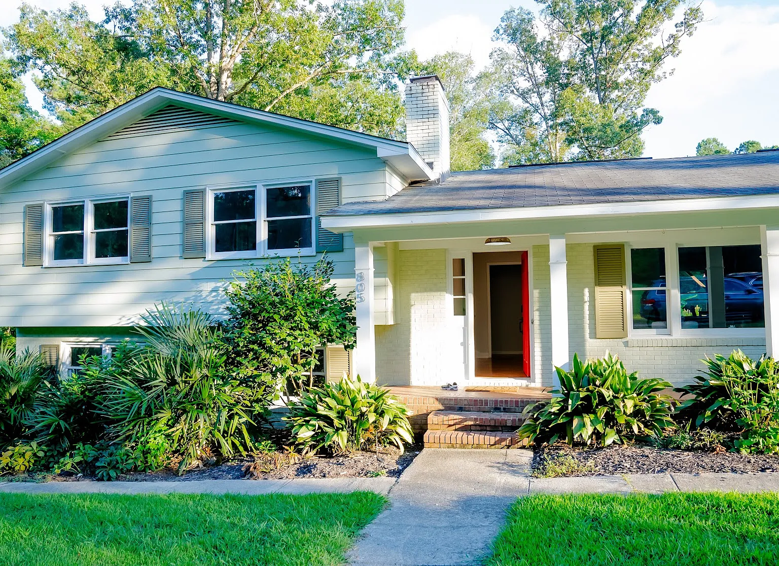 4 bed, 2900 sqft, $3,900 — Photo 1