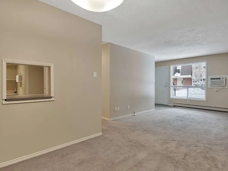 41 Munroe Pl — Photo 14