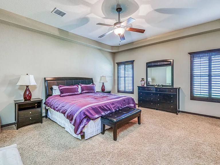 6459 Snowheights Ct — Photo 38