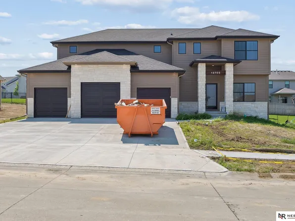 12705 Glenn St, Omaha, NE 68138