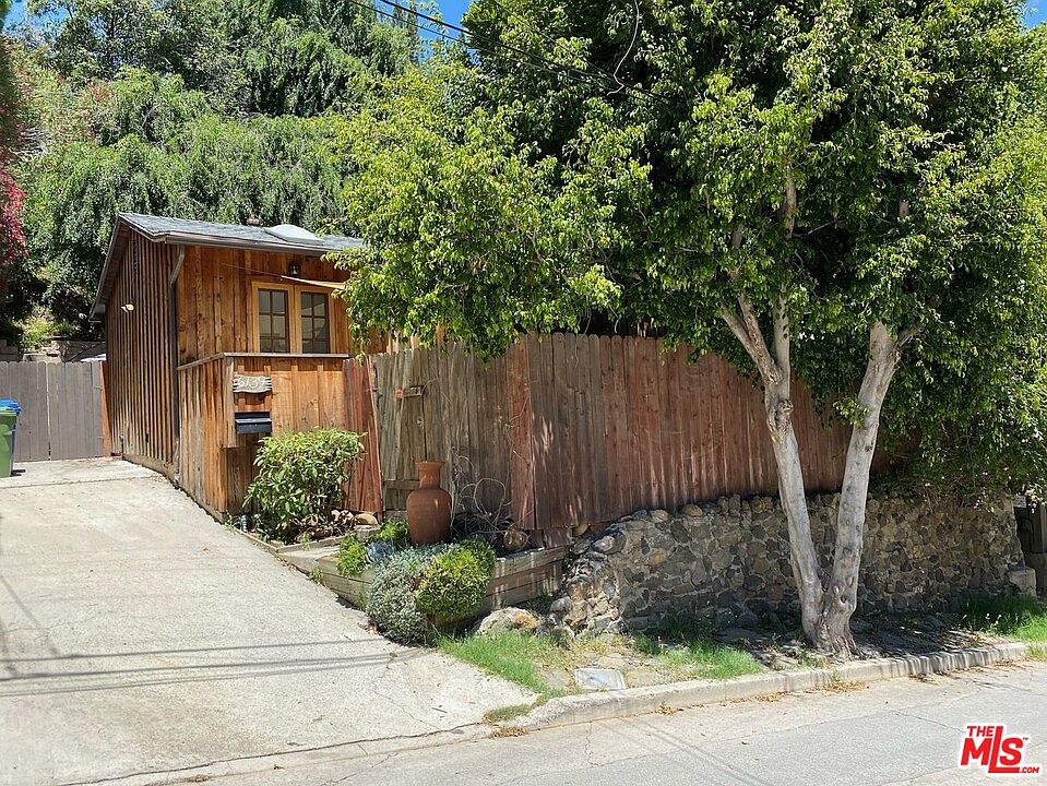 1st image of 6139 Glen Holly St