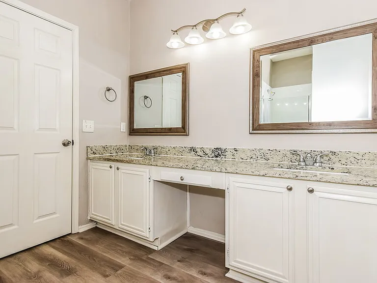 1333 Mill Wood Ln — Photo 12