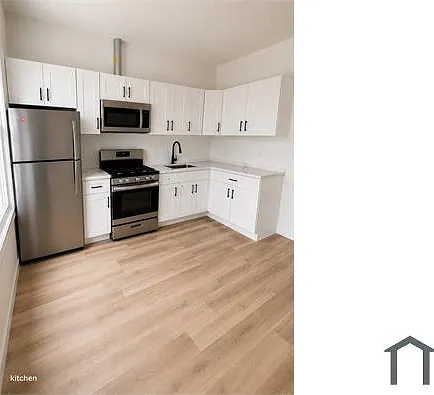 1040 Bergen St #3 — Photo 2