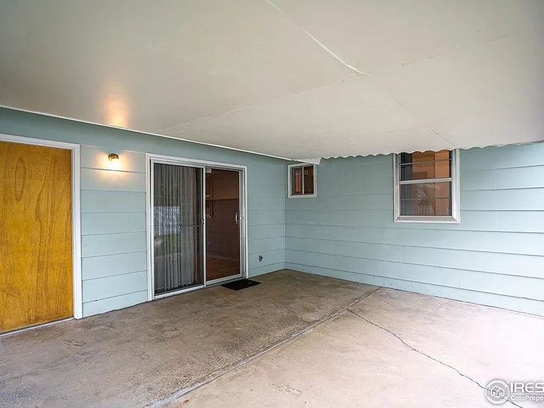 1033 Briarwood Rd — Photo 11