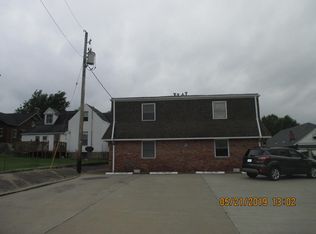 220 W Ashley St APT 1D, Jefferson City, MO 65101
