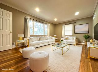 75-66 197th St #2, Fresh Meadows, NY 11366