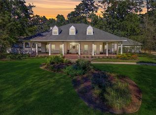 1 Greenbriar Dr, Covington, LA 70433