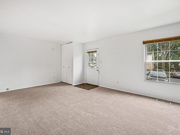 5th image of 26 Mission Wood Way Unit A