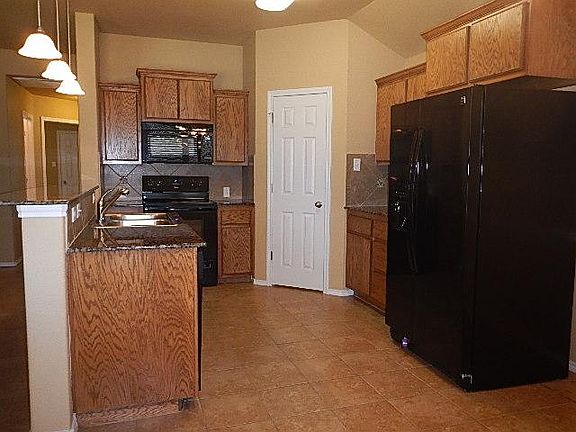 4th image of 5008 Screaming Eagle Cir