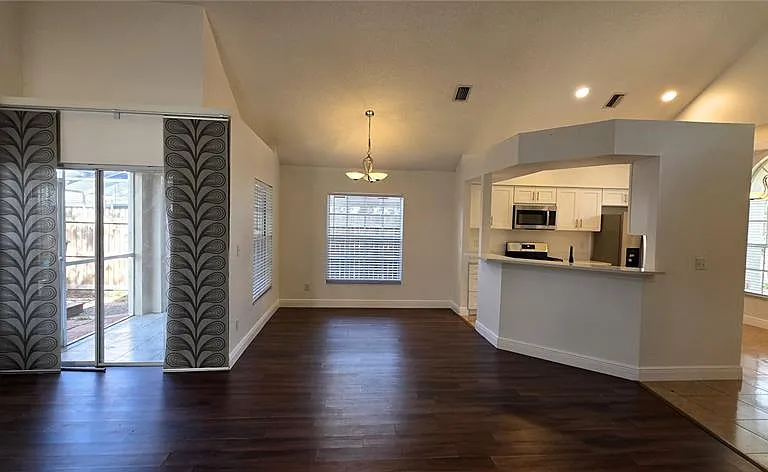 1506 Scotch Pine Dr — Photo 10