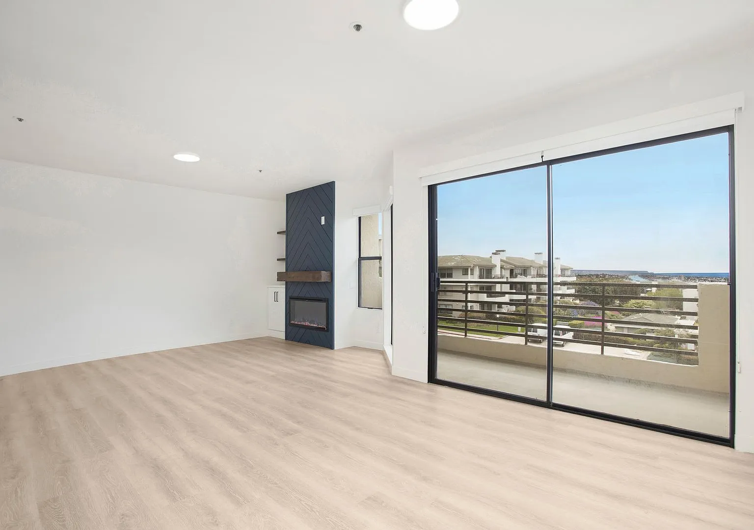 Welcome to Luxurious Villa Balboa in Newport Beach Heights! — Photo 4