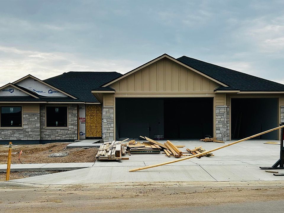 1st image of 2409 Red Oak Ave