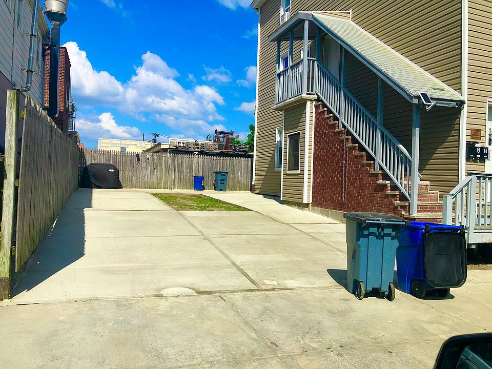 1st image of 14-28 114th St #B