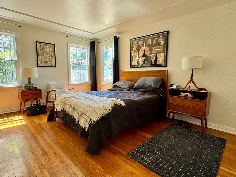 1518 S Genesee Ave — Photo 19