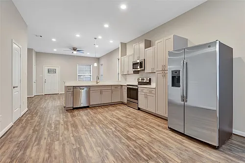 21 Latham St #D Photo 1