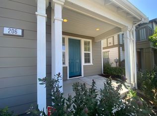 206 9th St, Marina, CA 93933