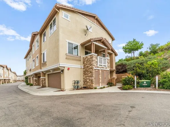 3042 Cole Grade Dr, Santee, CA 92071