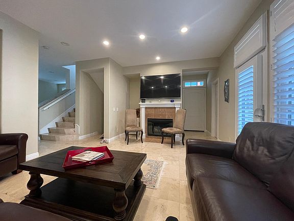 3rd image of 2674 Bungalow Pl