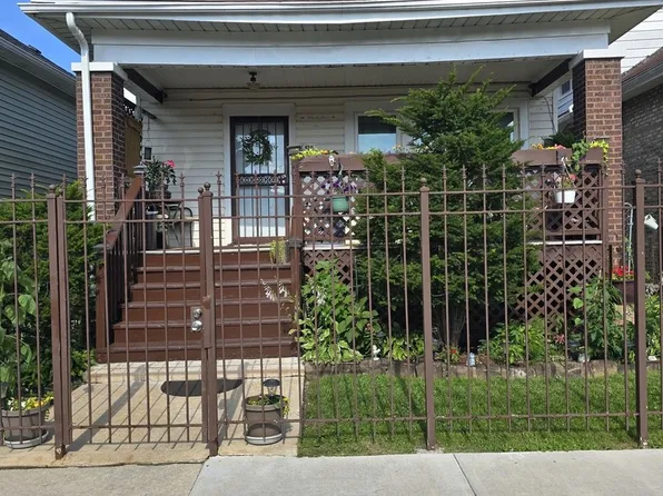 6515 S Mozart St, Chicago, IL 60629