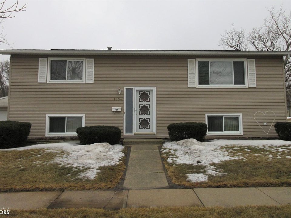 1st image of 514 N Woodworth St