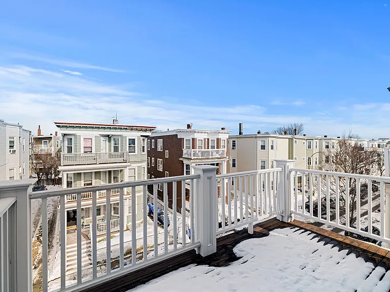 21 Sudan St #3 — Photo 15