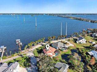 1 Point View Pl, Cocoa, FL 32926