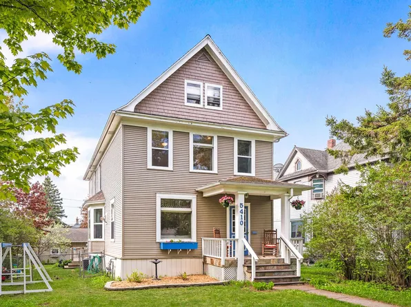 5410 Oneida St, Duluth, MN 55804