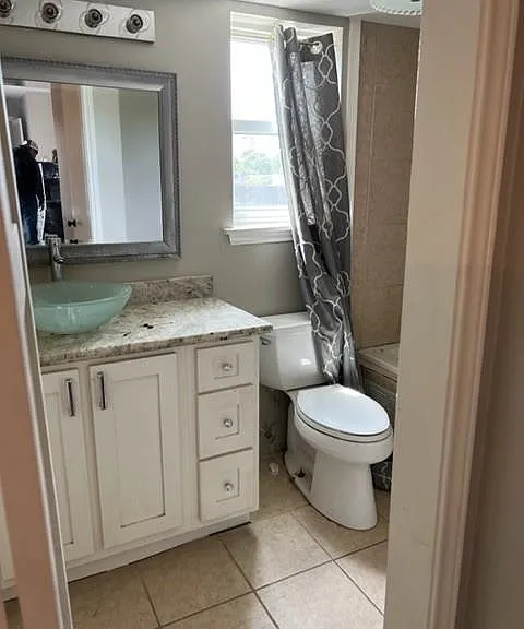 2458 Country Club Dr — Photo 28