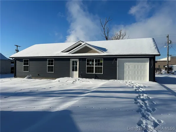 740 N First Street, Austin, IN 47102