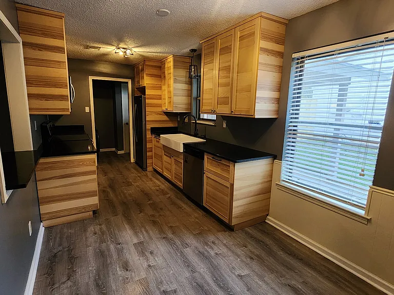 8220 Timber Hill Trl — Photo 8