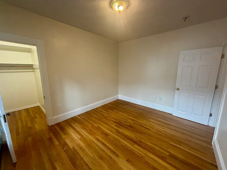 19 Banks St #1A — Photo 10