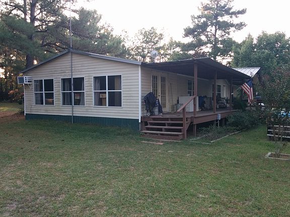 view of master bedroom from the outside