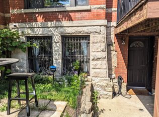 724 S Oakley Blvd #1, Chicago, IL 60612