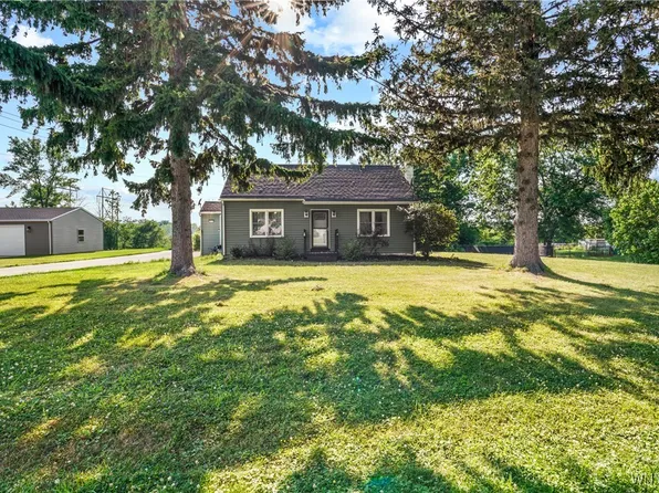 4034 Burke Pkwy, Buffalo, NY 14219