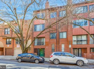 2213 Race St APT 211, Philadelphia, PA 19103