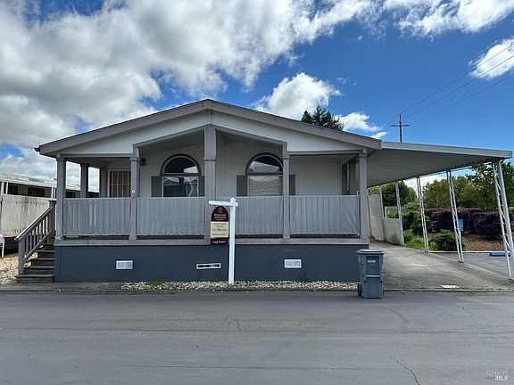 2nd image of 220 Ricardo Avenue